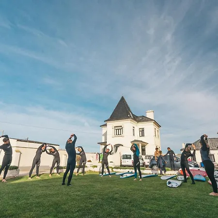 Holiday home Surfcastle And Surf School *