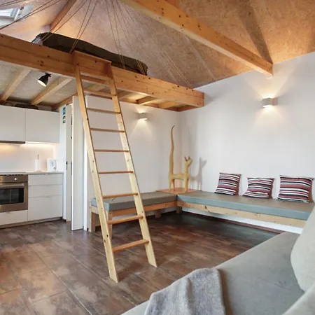 Surfcastle And Surf School Holiday home Ilha de Terra