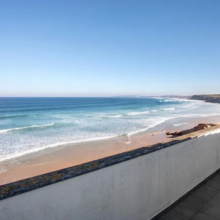 Holiday home Surfcastle And Surf School